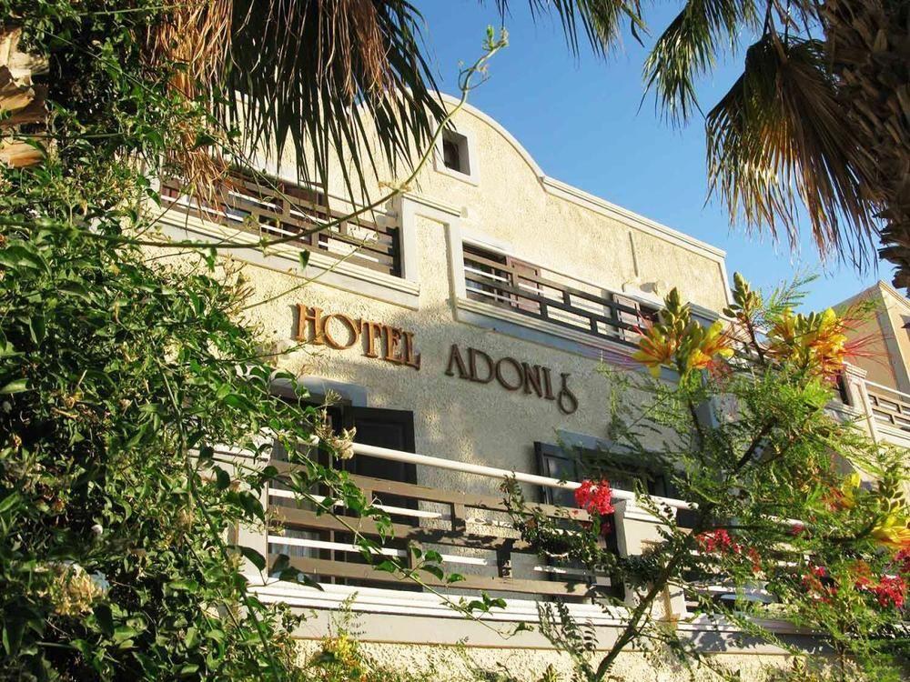 Hotel Adonis (Adults Only) Kamári Buitenkant foto